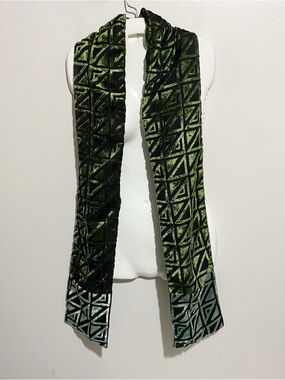 Dupatta Scarf Green Black Silk Velvet Burnout Geometric Boho Artsy